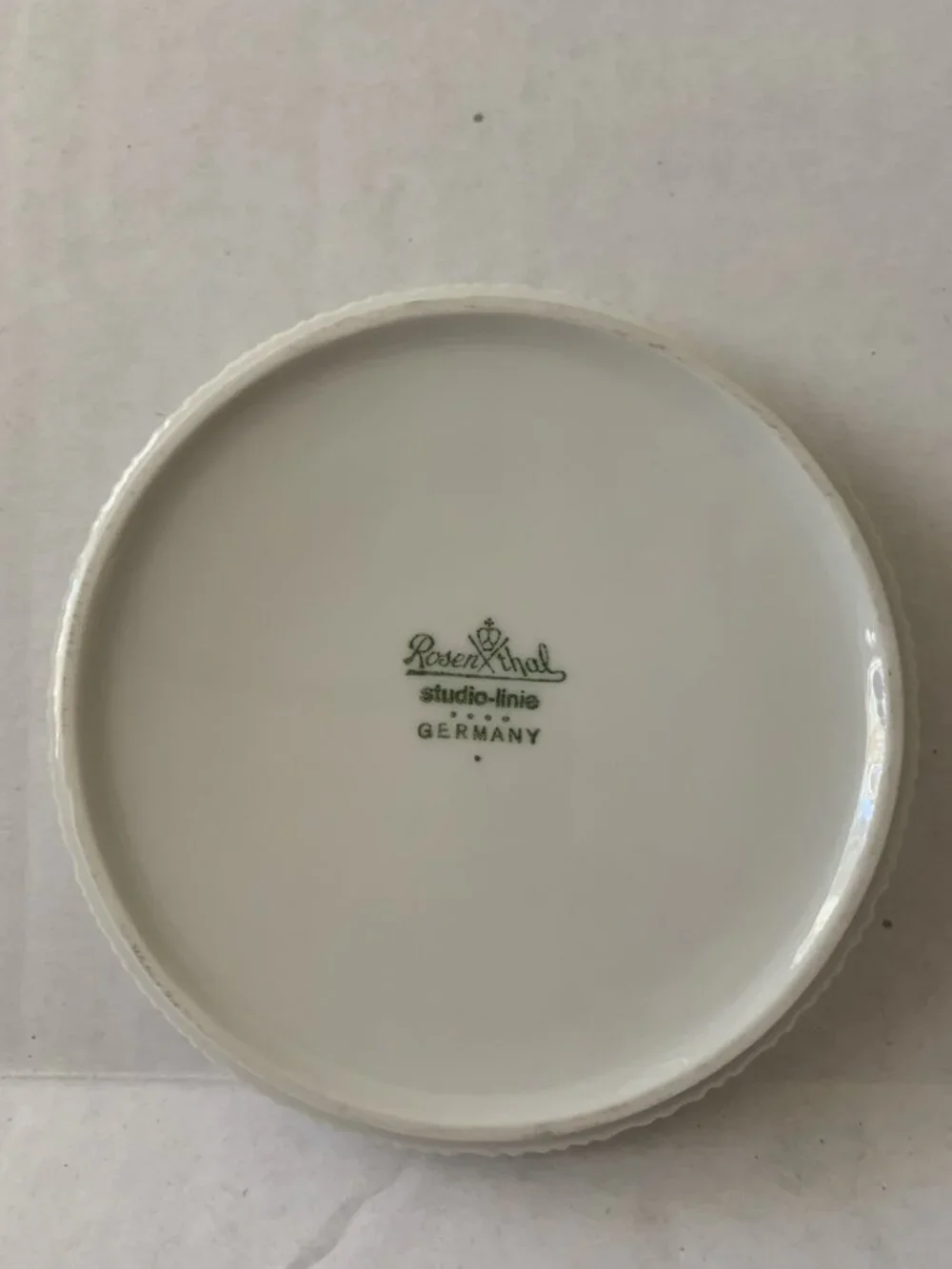 Unknown excellent preowned